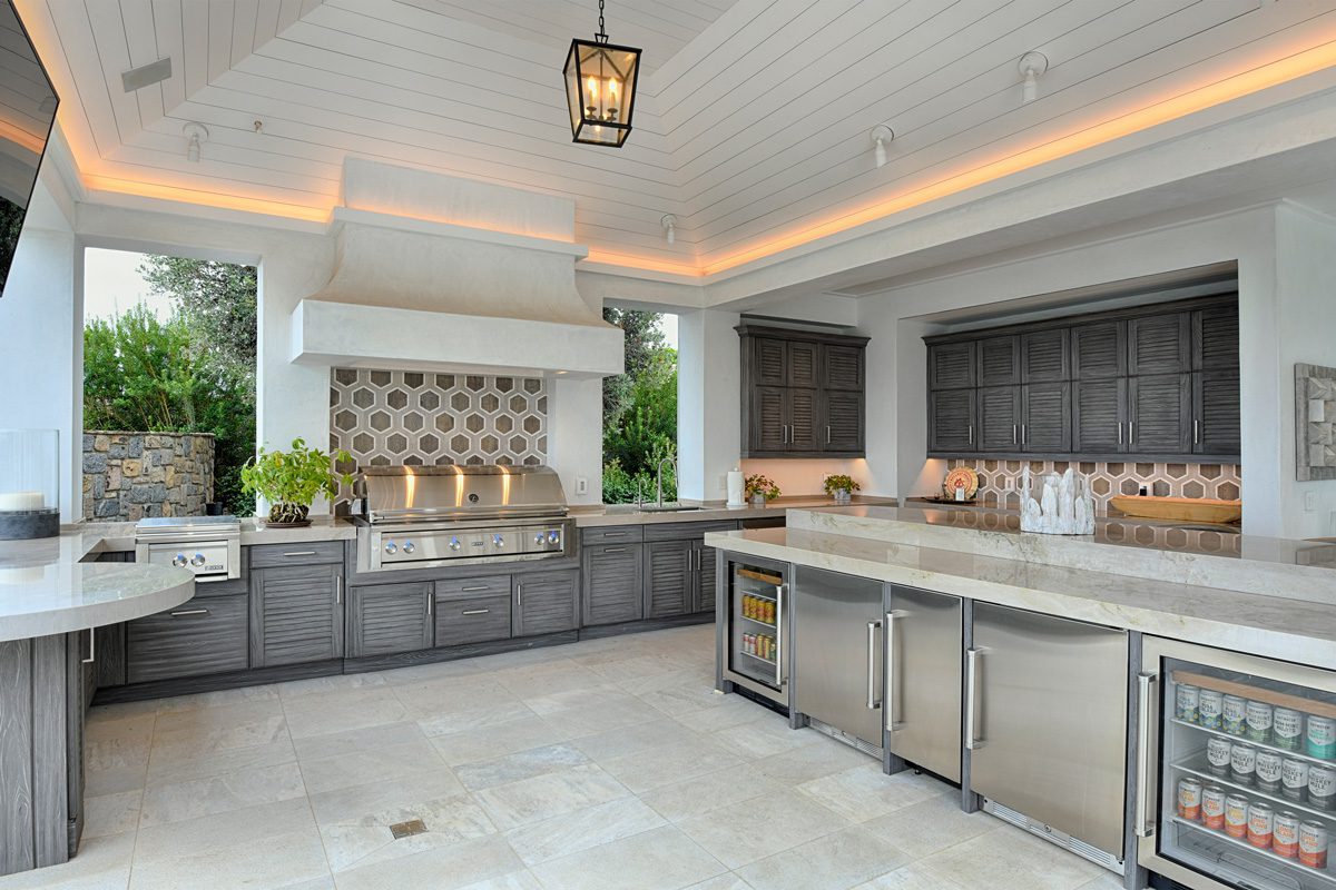 NATUREKAST transitional-design-outdoor-kitchen-wall-and-base-cabinets